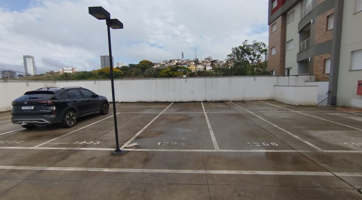 APARTAMENTO TRÊS QUARTOS COM TRÊS VAGAS NO SKYVISIION NOVO HORIZONTE EM VARGINHA MG (2)