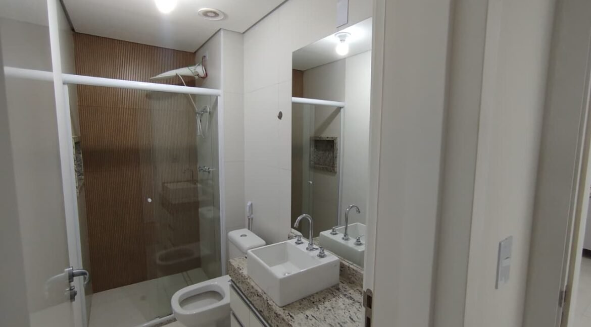 APARTAMENTO TRÊS QUARTOS COM TRÊS VAGAS NO SKYVISIION NOVO HORIZONTE EM VARGINHA MG (25)
