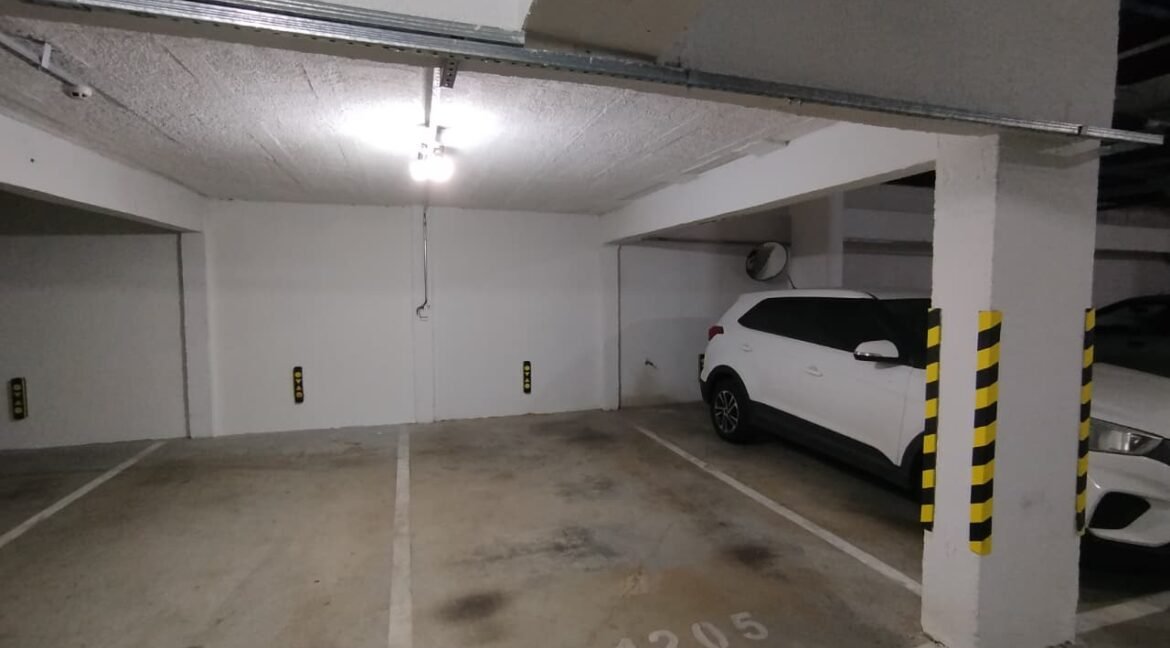 APARTAMENTO TRÊS QUARTOS COM TRÊS VAGAS NO SKYVISIION NOVO HORIZONTE EM VARGINHA MG (6)