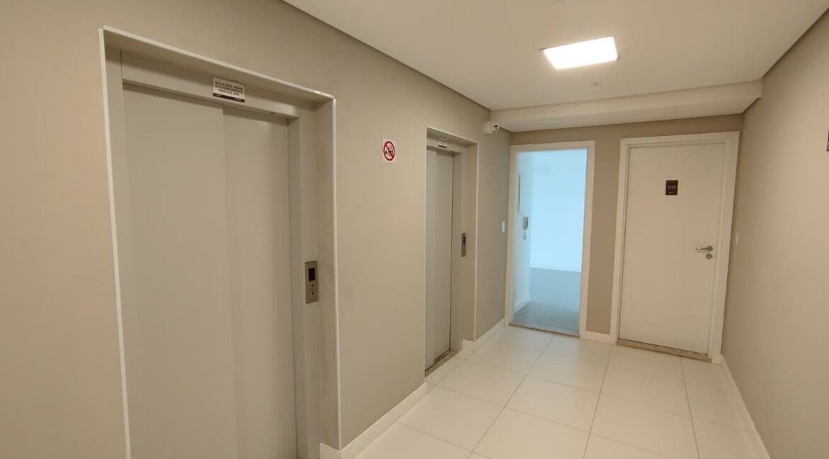 APARTAMENTO TRÊS QUARTOS COM TRÊS VAGAS NO SKYVISIION NOVO HORIZONTE EM VARGINHA MG (9)