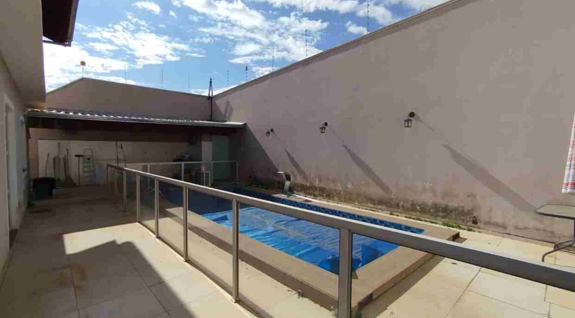 SUPER CASA NO CAMPOS ELÍSEOS EM VARGINHA MG (15) (Copy)