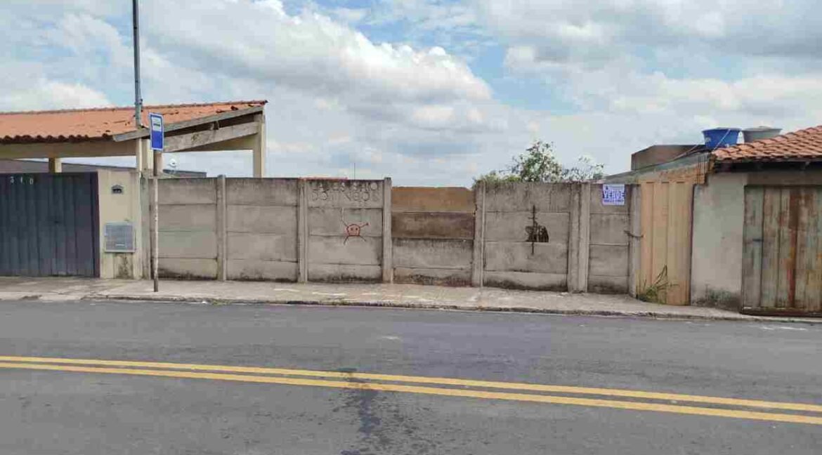 TERRENO 250m² NO MONT SERRAT EM VARGINHA MG (1) (Copy)