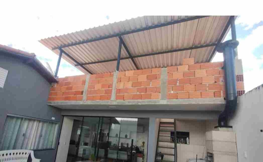 A CASA MAIS BONIITA DOO ESTRELA EM VARGINHA MG (3)