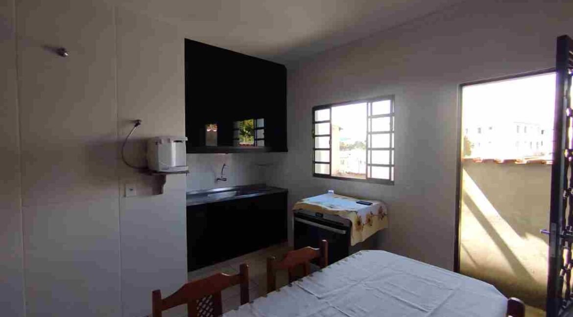 CASA INTERESSANTE NO JARDIM ITÁLIA EM VARGINHA MG (5) (Copy)